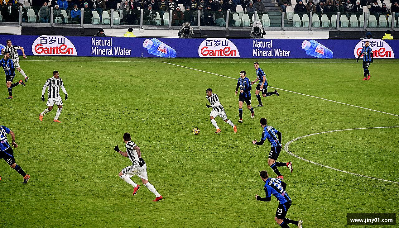 用汗水浇灌梦想的花朵！